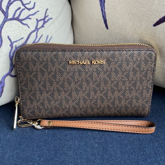 Michael Kors Jet Set Travel Lg Flat Multifunctional Phone Case-Wristlet-Wallet - Picture 5 of 16